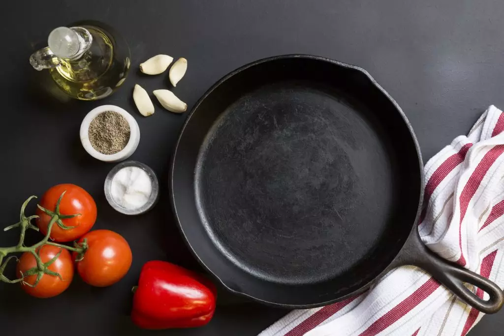 Cele mai importante 6 vase de gătit pe care trebuie să le ai în bucătărie - 2
