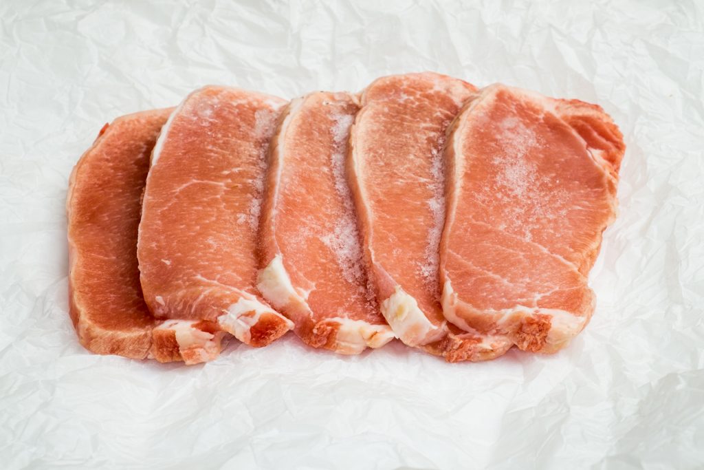 Cum se decongelează carnea. Metoda recomandată de un chef american