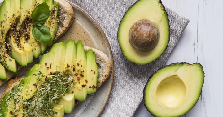 Avocado în loc de carbohidrați – o soluție pentru când ți-e foame, dar nu vrei multe calorii