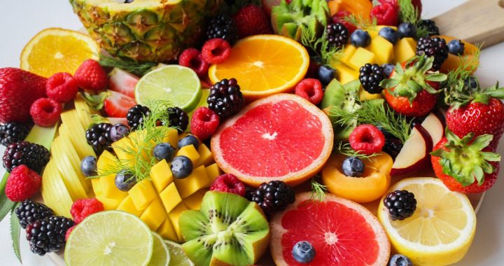 Multe tipuri de fructe