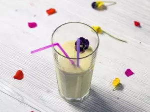 Smoothie cu avocado și banane smoothie-cu-avocado-si-banane