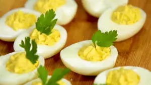 Cum să faci ouă umplute